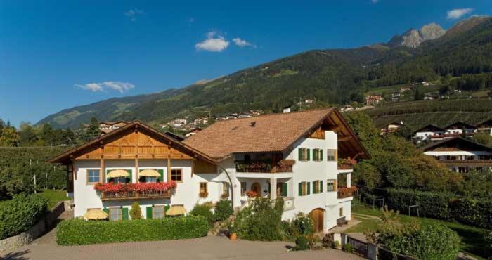Baumannhof Apartment Schenna Bagian luar foto